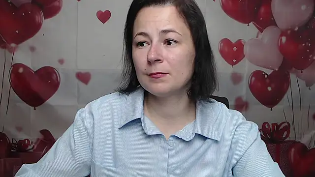 Snapshot of MarieSho chatting on 17, 5, 2026 MarieSho online show from 17, 5, 2026