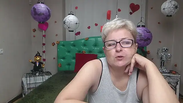 EmiliaGree online show from 1, 11, 2025