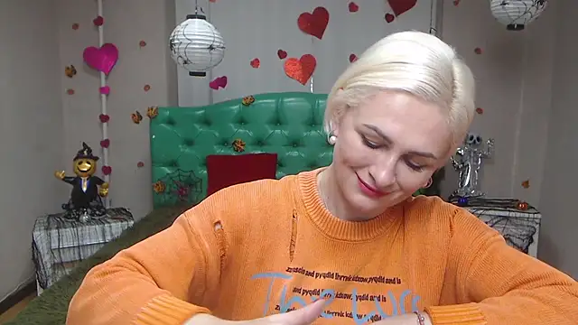 OliviaHorst online show from 6, 11, 2025