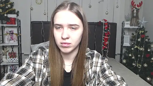 LauraHlot online show from 21, 12, 2025