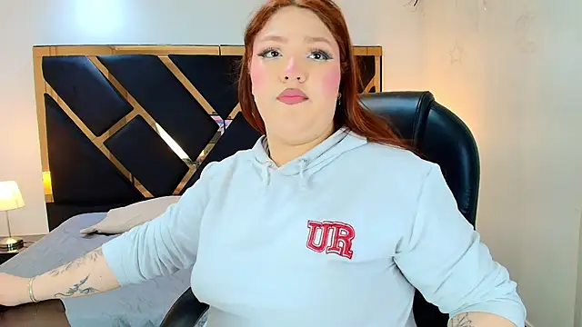 Camiila Osorio online show from 28, 5, 2026