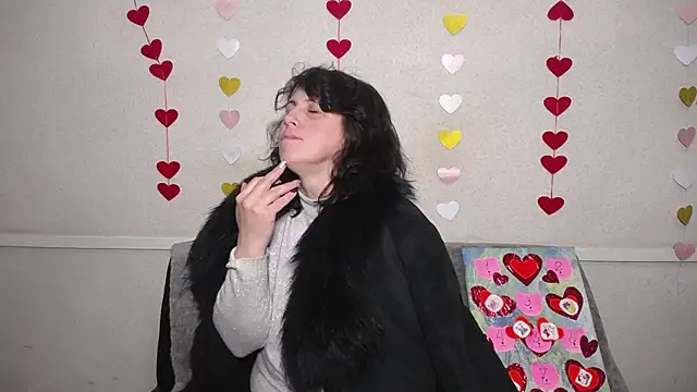 LuciaMii online show from 14, 2, 2025