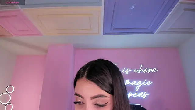 ValeriaVelvet online show from 12, 4, 2026