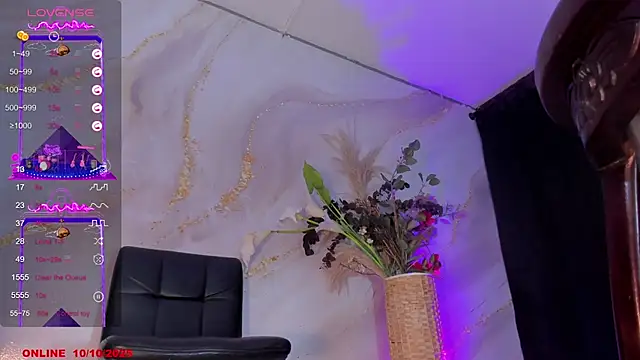 Snapshot of Karla-Ebony chatting on 10, 10, 2025 Karla-Ebony online show from 10, 10, 2025