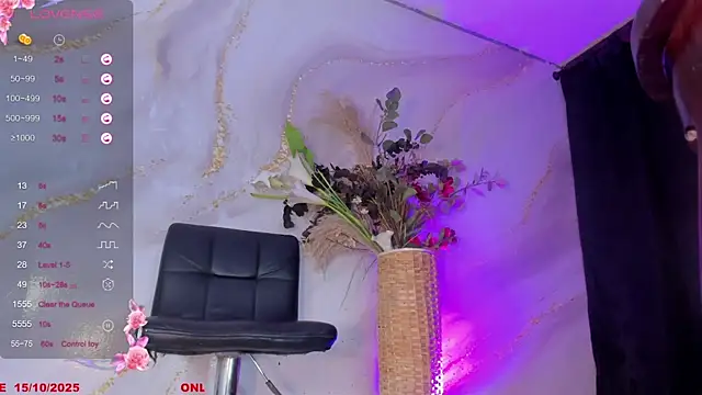 Snapshot of Karla-Ebony chatting on 15, 10, 2025 Karla-Ebony online show from 15, 10, 2025