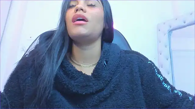 Snapshot of silvana__miller chatting on 14, 3, 2025 silvana miller online show from 14, 3, 2025