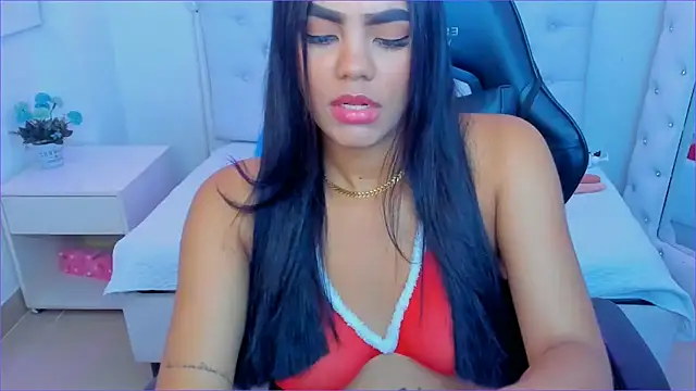 Snapshot of silvana__miller chatting on 18, 3, 2025 silvana miller online show from 18, 3, 2025