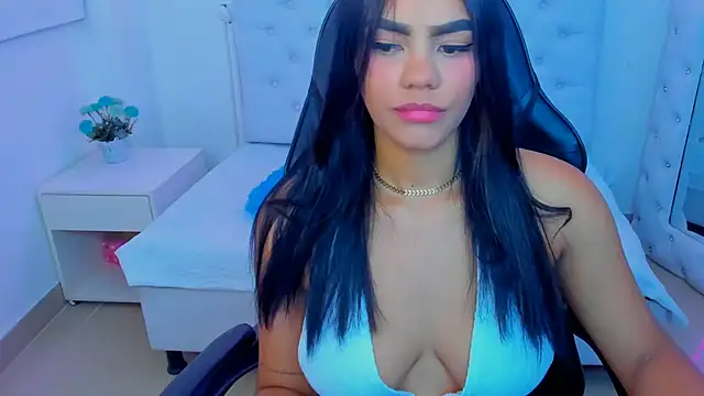 Snapshot of silvana__miller chatting on 22, 3, 2025 silvana miller online show from 22, 3, 2025