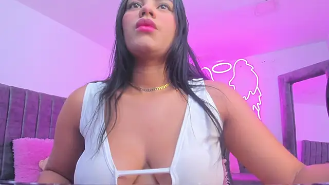 Snapshot of silvana__miller chatting on 13, 2, 2026 silvana miller online show from 13, 2, 2026