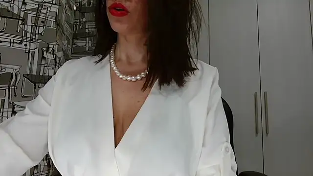 Snapshot of saraxt987 chatting on 11, 2, 2025 saraxt987 online show from 11, 2, 2025