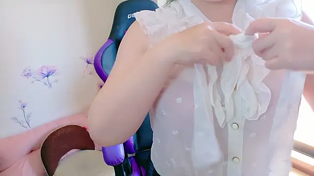 hazuki 8008 online show from 24, 9, 2025