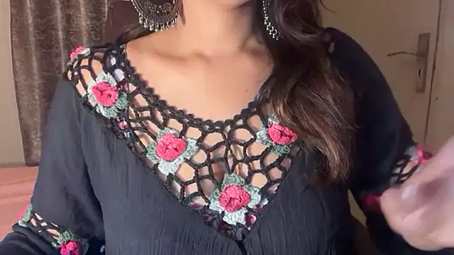 Cupid of Hearts online show from 28, 2, 2026