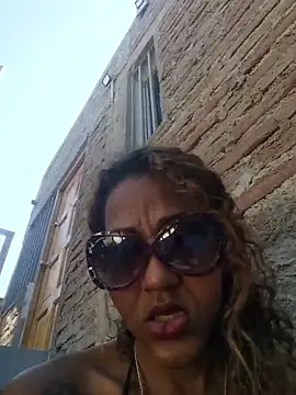 Snapshot of Mircka chatting on 19, 2, 2026 Mircka online show from 19, 2, 2026