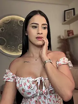 SarahhSmitth1 online show from 25, 1, 2025