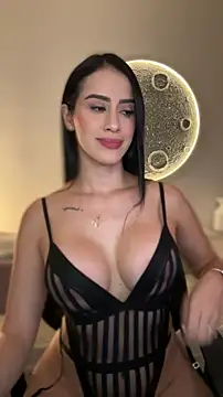 SarahhSmitth1 online show from 19, 3, 2026