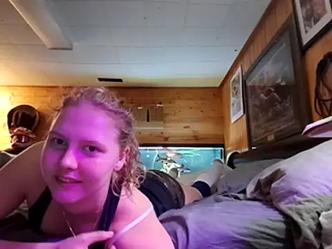 Ryan and Aurora online show from 25, 3, 2026