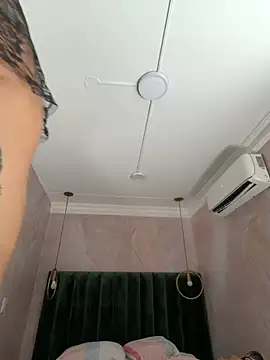 Snapshot of kiim_taaylor chatting on 29, 7, 2026 kiim taaylor online show from 29, 7, 2026