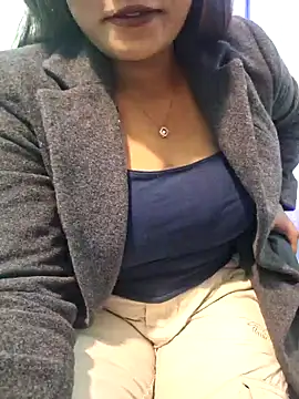 Snapshot of N-Natasha chatting on 3, 1, 2025 N-Natasha online show from 3, 1, 2025