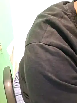 Snapshot of N-Natasha chatting on 4, 2, 2025 N-Natasha online show from 4, 2, 2025