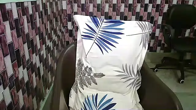 Snapshot of N-Natasha chatting on 21, 9, 2025 N-Natasha online show from 21, 9, 2025