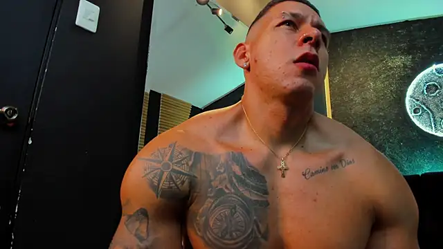 Snapshot of MassimoWalton2 chatting on 10, 1, 2025 MassimoWalton2 online show from 10, 1, 2025