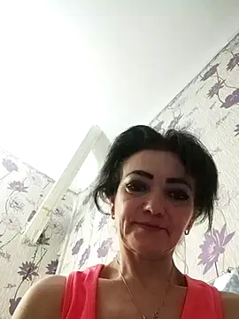 Snapshot of SweetLeila40 chatting on 1, 3, 2025 SweetLeila40 online show from 1, 3, 2025