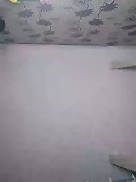 Snapshot of SweetLeila40 chatting on 11, 9, 2025 SweetLeila40 online show from 11, 9, 2025