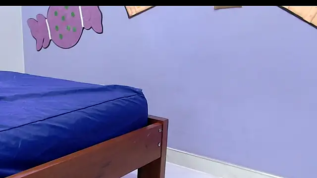 evaleribigtits18 online show from 27, 11, 2025