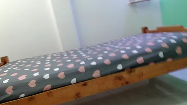 Snapshot of evaleribigtits18 chatting on 2, 2, 2026 evaleribigtits18 online show from 2, 2, 2026