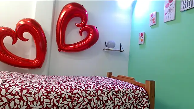 Snapshot of evaleribigtits18 chatting on 15, 2, 2026 evaleribigtits18 online show from 15, 2, 2026