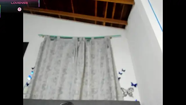 Snapshot of Laila_Laly chatting on 29, 4, 2026 Laila Laly online show from 29, 4, 2026