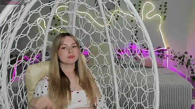 Snapshot of Melissa_babs chatting on 5, 2, 2025 Melissa babs online show from 5, 2, 2025