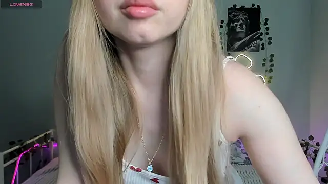 Snapshot of Melissa_babs chatting on 10, 3, 2025 Melissa babs online show from 10, 3, 2025