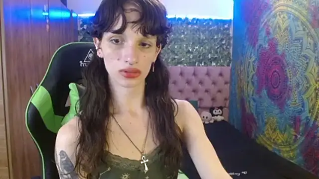 Snapshot of BurningVenus12 chatting on 6, 5, 2026 BurningVenus12 online show from 6, 5, 2026