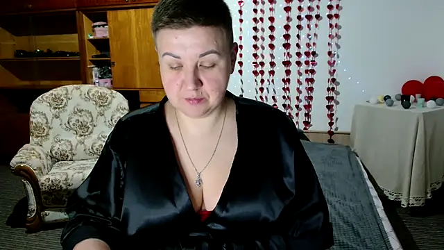 Annet1912 online show from 4, 3, 2025