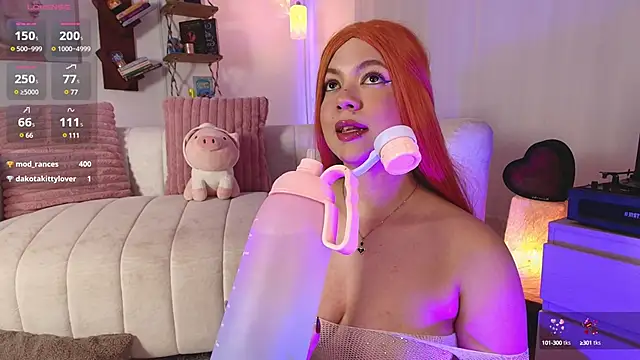 HANNAH LOVEE online show from 12, 1, 2025