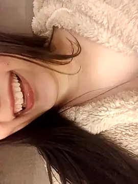 im here- online show from 1, 2, 2025