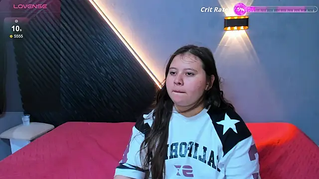 Snapshot of Laia_and_Aloby chatting on 19, 5, 2026 Laia and Aloby online show from 19, 5, 2026