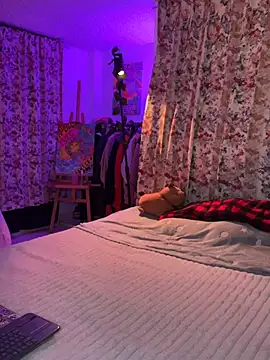 Snapshot of Kitty_arts chatting on 15, 4, 2026 Kitty arts online show from 15, 4, 2026