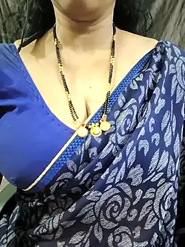 Snapshot of bhuvana555 chatting on 4, 5, 2026 bhuvana555 online show from 4, 5, 2026