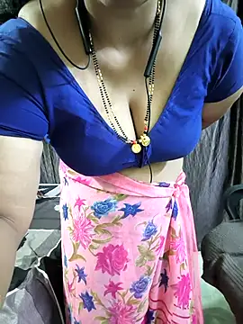 Snapshot of bhuvana555 chatting on 5, 5, 2026 bhuvana555 online show from 5, 5, 2026