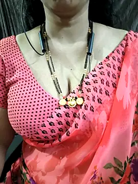 Snapshot of bhuvana555 chatting on 11, 5, 2026 bhuvana555 online show from 11, 5, 2026