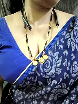Snapshot of bhuvana555 chatting on 15, 5, 2026 bhuvana555 online show from 15, 5, 2026