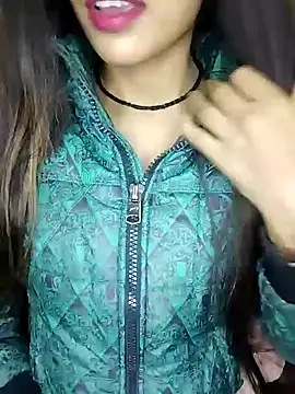 Snapshot of Sreya213 chatting on 5, 12, 2024 Sreya213 online show from 5, 12, 2024