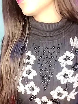 Snapshot of Sreya213 chatting on 4, 1, 2025 Sreya213 online show from 4, 1, 2025