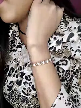 Snapshot of Sreya213 chatting on 25, 1, 2025 Sreya213 online show from 25, 1, 2025