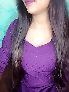 Snapshot of Sreya213 chatting on 18, 10, 2025 Sreya213 online show from 18, 10, 2025