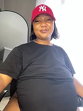 Snapshot of MayaPassion chatting on 5, 2, 2026 MayaPassion online show from 5, 2, 2026