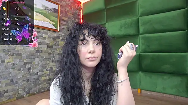 Snapshot of SelenSummer chatting on 5, 2, 2026 SelenSummer online show from 5, 2, 2026