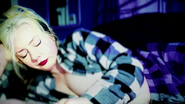 SkarlettRose96 online show from 29, 11, 2025